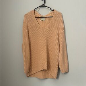 Urban outfitters tan thick sweater small